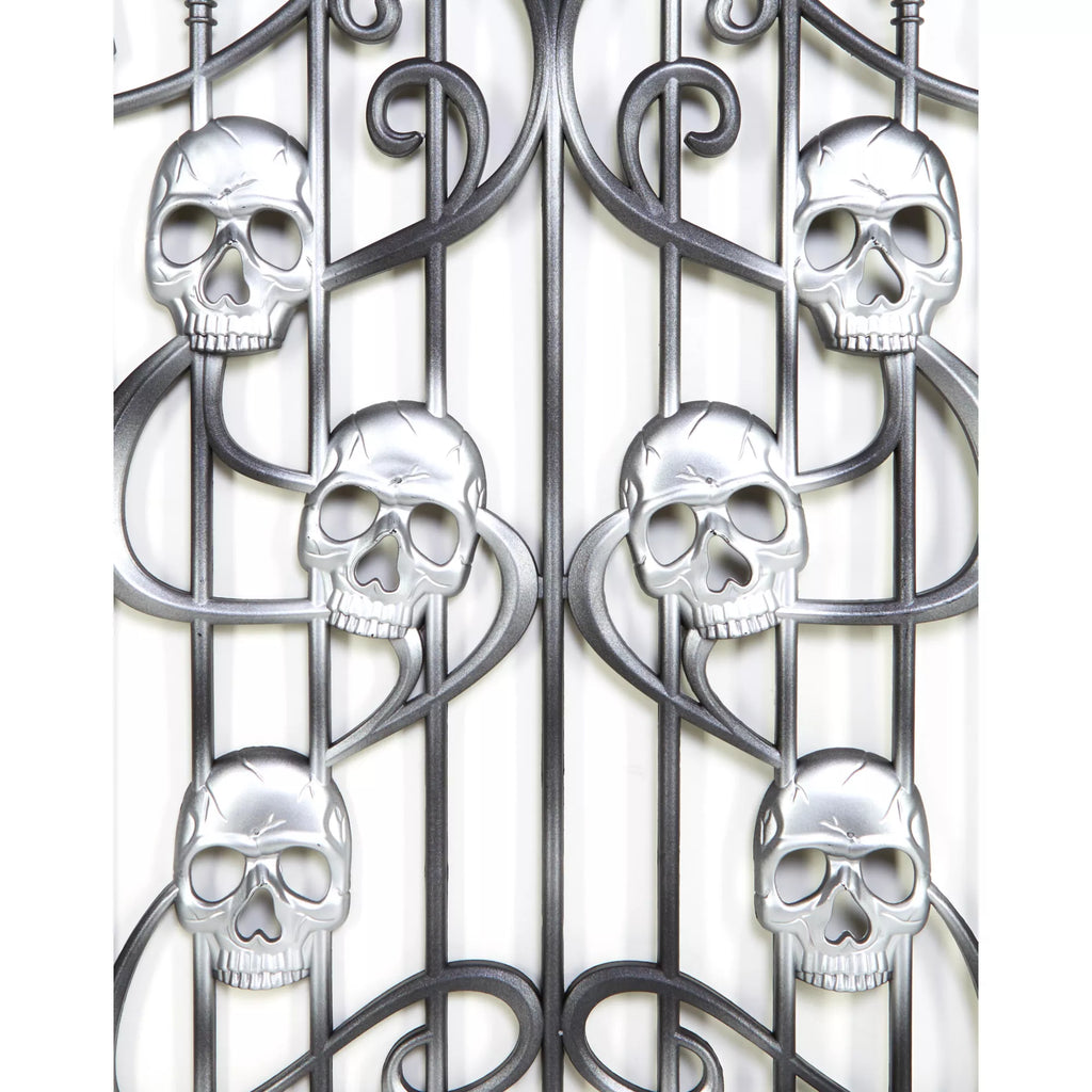 3 Ft Skull Swirl Fence