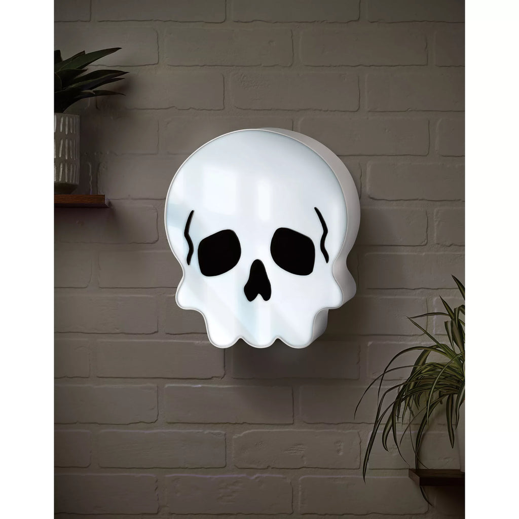 Light-Up Skull Infinity Mirror